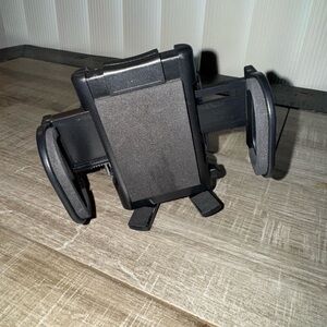 Black Adjustable Phone Holder